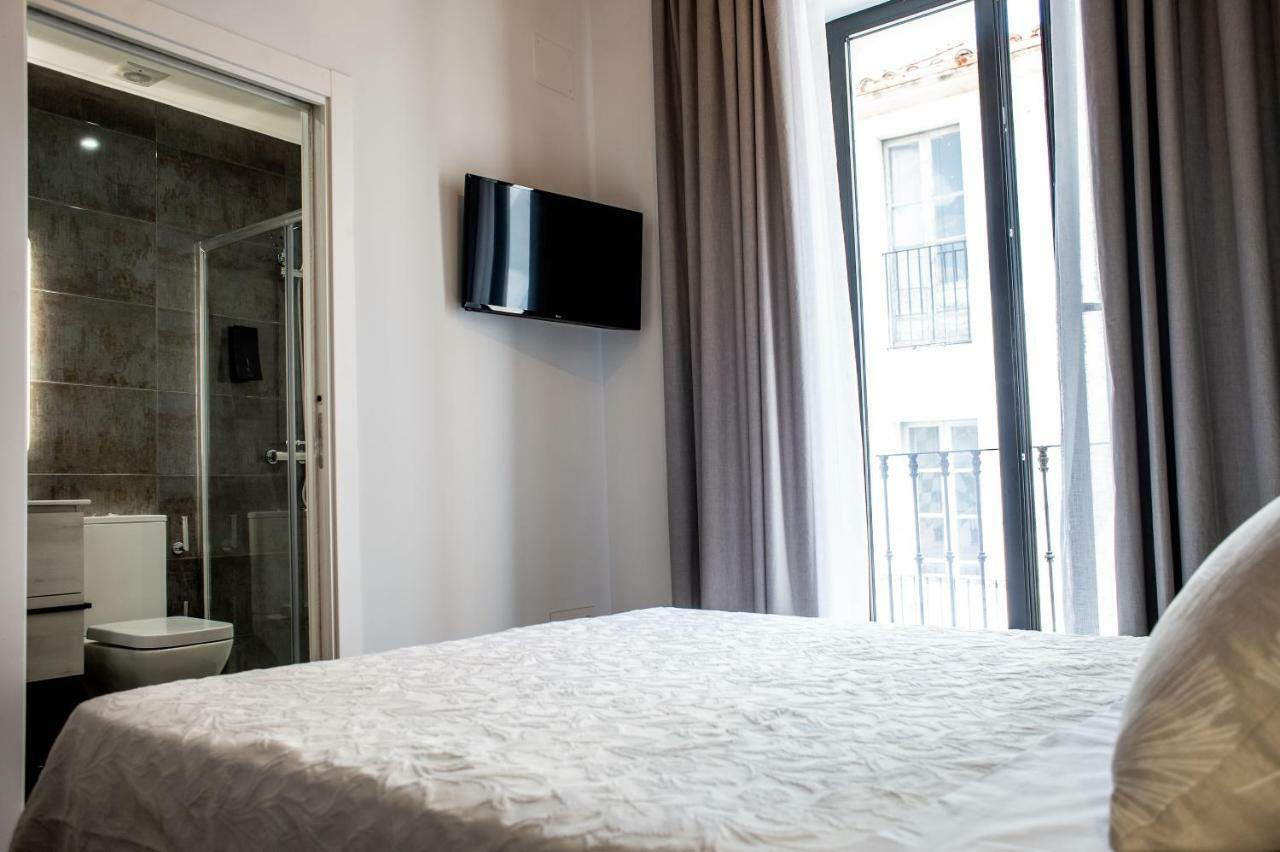 Apartamentos Turisticos Moret 11 - 2A Caceres Bagian luar foto
